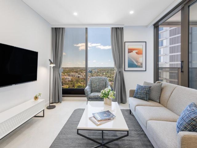 Meriton Suites George Street, Parramatta — 2.3 km away from Westmead Hospital