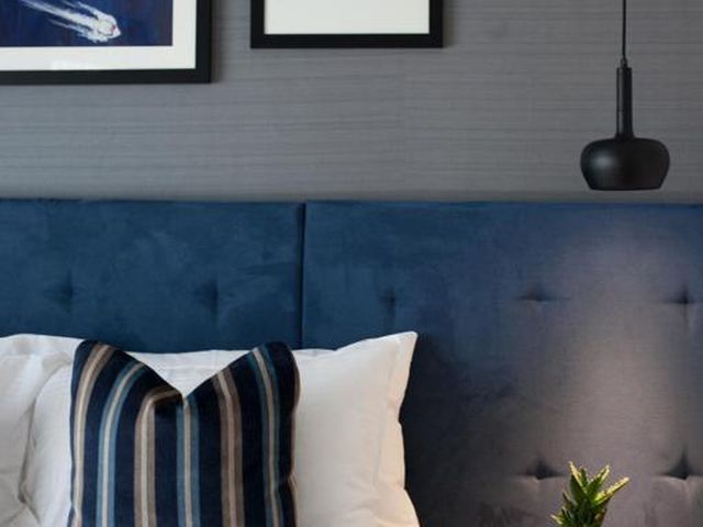 Mrs Banks Hotel — 2 km away from Bondi Beach
