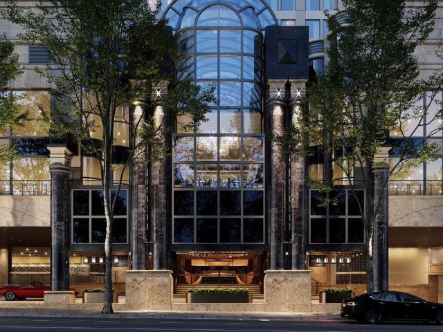 Sheraton Grand Sydney Hyde Park — 150 m away from Sydney Festival
