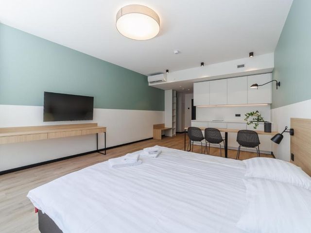 River Stay Apartments — 3.1 km from the airport