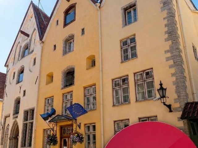 The Three Sisters Hotel — 1.6 km away from Latitude59