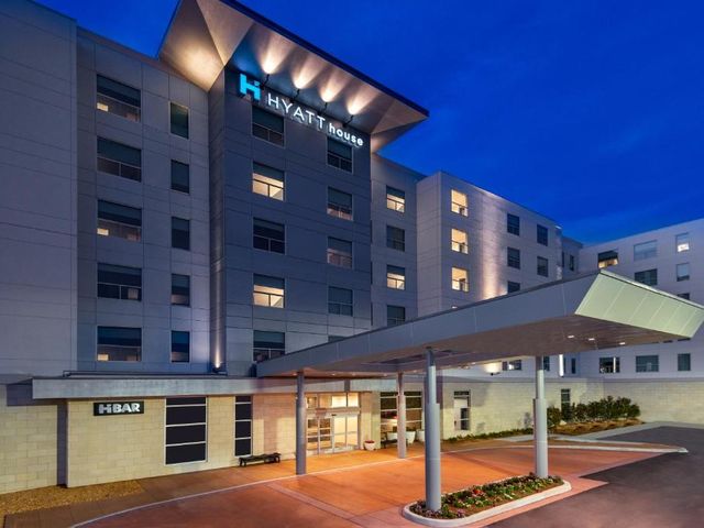 Hyatt House Tampa Airport/Westshore — 2.1 km from the airport