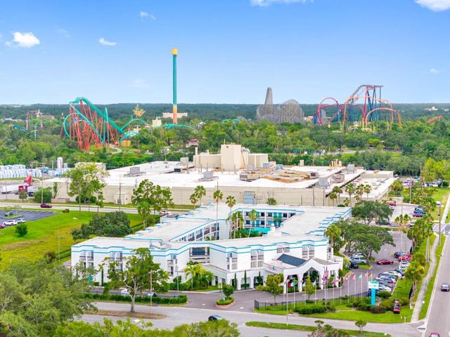 OASIS BAY SUITES, Tampa, Busch Gardens, USF — 1.6 km away from University of South Florida