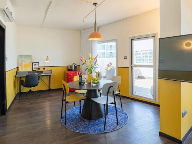 PLAY Seaport Suite Hotel TLV — 3.3 km away from Tel Aviv University
