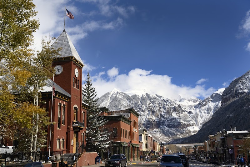 Mountain Lodge Telluride — Mountain Village (slopeside)