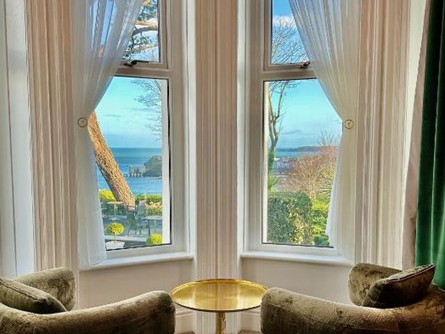 The Park Hotel — 900 m away from Castle Beach Tenby