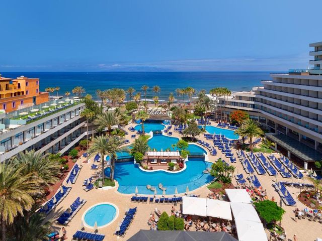 H10 Conquistador — 1.1 km away from Playa de las Americas Tenerife