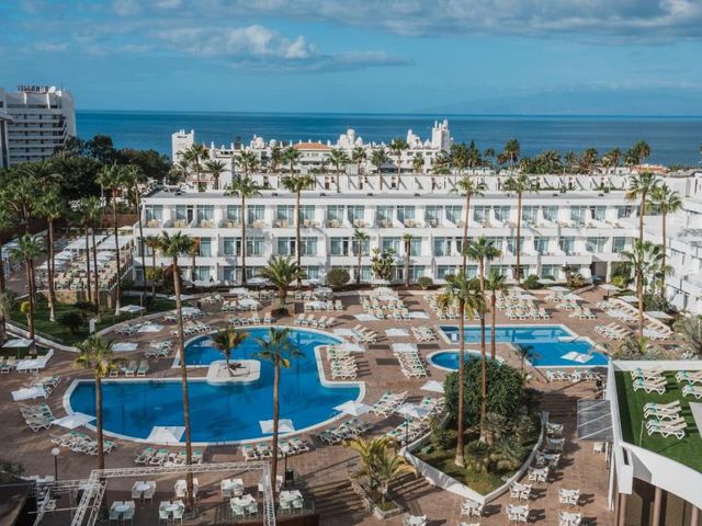 Iberostar Waves Las Dalias All Inclusive — 1 km away from Playa de las Americas Tenerife