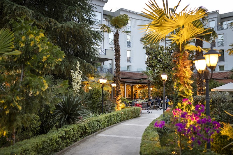 Rogner Hotel Tirana — City Centre — Boulevard