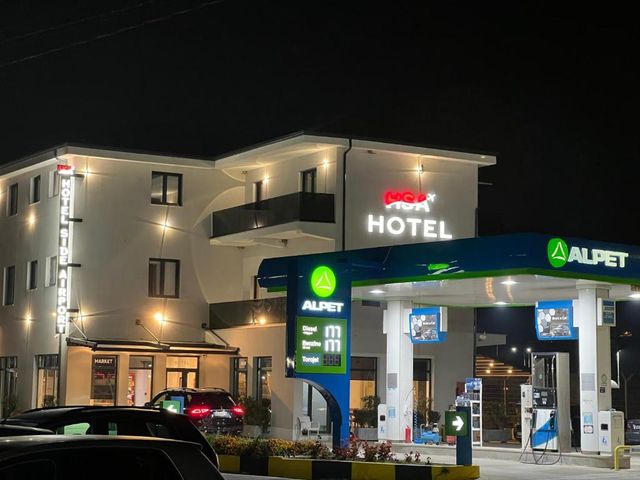 Side Airport Hotel — 600 m from the airport