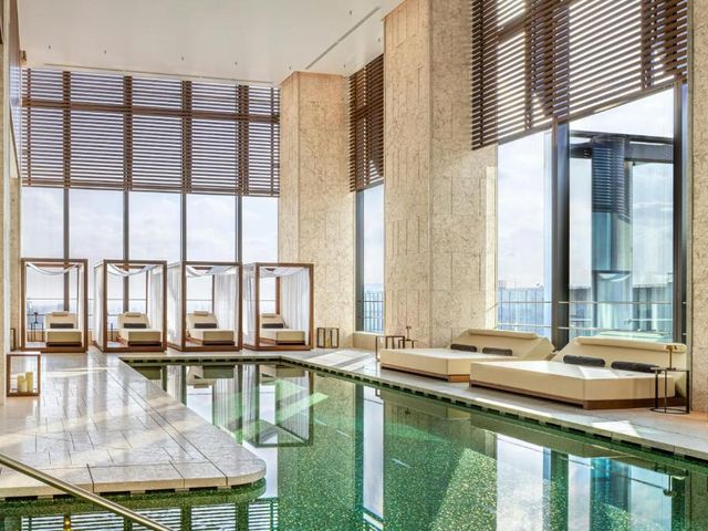 Bvlgari Hotel Tokyo — 350 m away from Tokyo Station