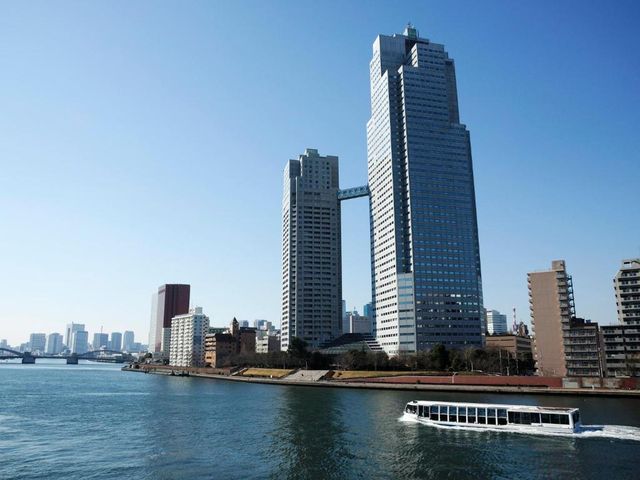 Ginza Creston — 150 m away from St. Luke's International Hospital Tokyo