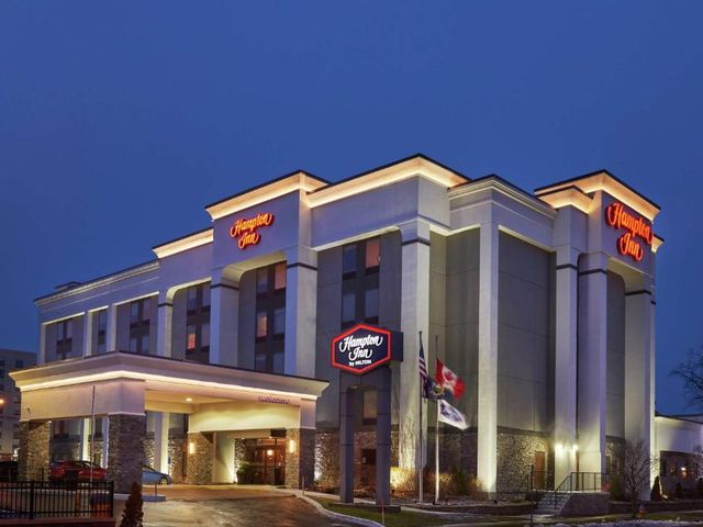 Hampton Inn Niagara Falls — 4 km away from Niagara Falls