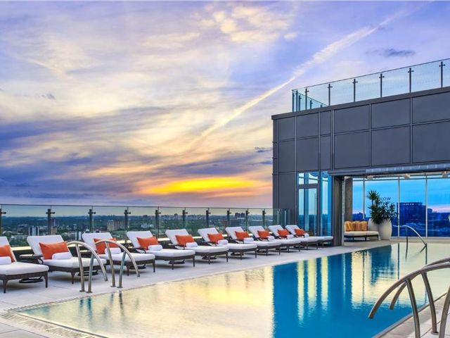 Hotel X Toronto, a Destination by Hyatt Hotel — 500 m away from BMO Field
