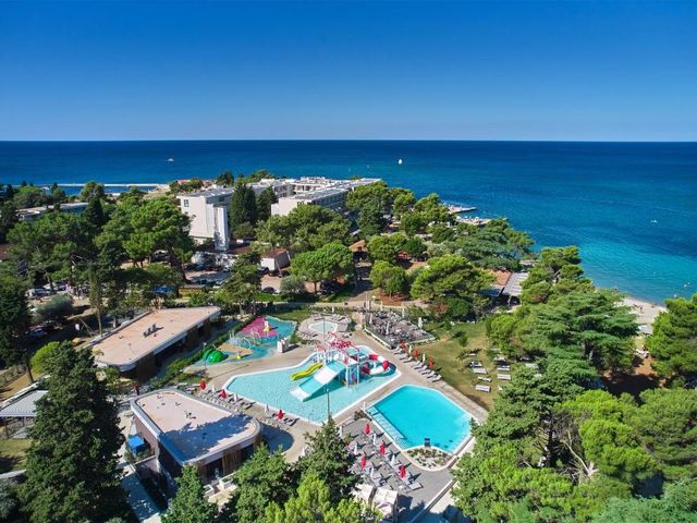 Hotel Sipar Plava Laguna — 1 km away from Sea Star Festival
