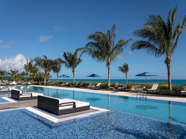 The Ritz-Carlton, Turks & Caicos — 700 m away from Grace Bay Beach Turks and Caicos