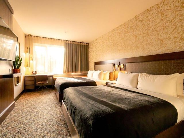 Hotel Zed Tofino — 31.9 km away from Barkley Sound Ucluelet