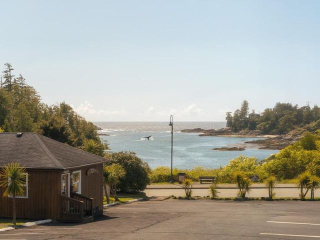Little Beach Resort — 1.1 km away from Ucluelet Aquarium