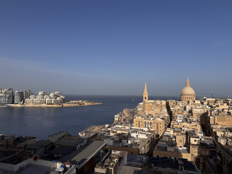 Osborne Hotel — Historic Center / Fortifications area