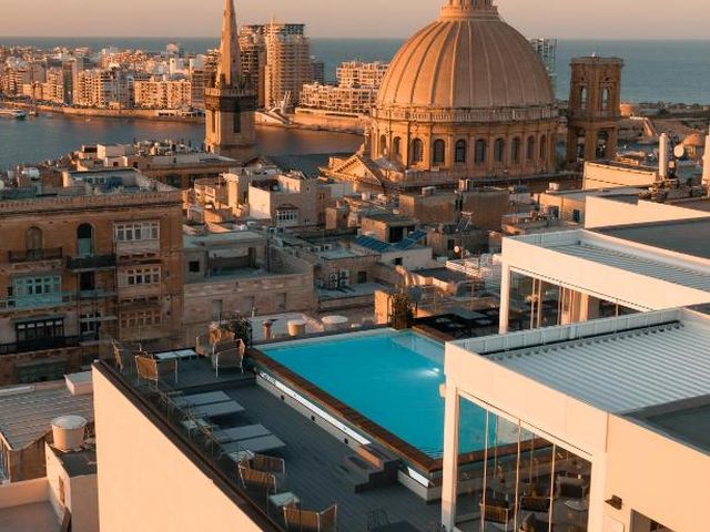 The Embassy Valletta Hotel — 400 m away from Upper Barrakka Gardens Valletta