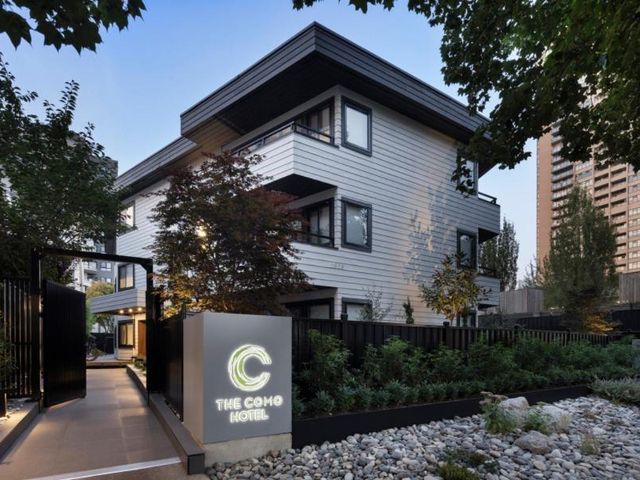 The Como Hotel — 8.3 km away from University of British Columbia