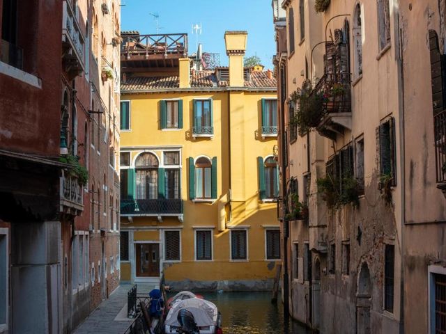 Hotel de l'Alboro — 350 m away from Ca' Foscari University