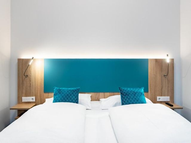 DaunTown Rooms - Self Check-In — 800 m away from Vienna General Hospital