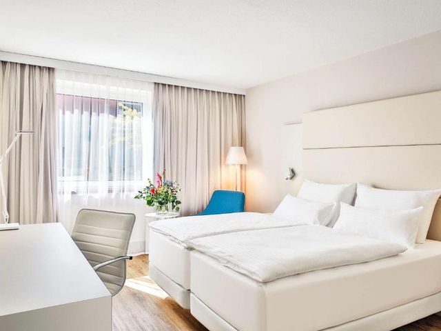 NH Vienna Airport Conference Center — 250 m from the airport