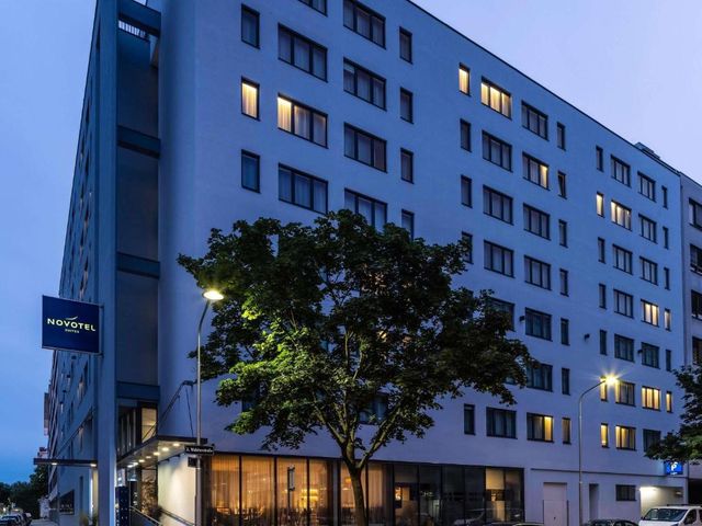 Novotel Suites Wien City Donau — 900 m away from Donauinselfest