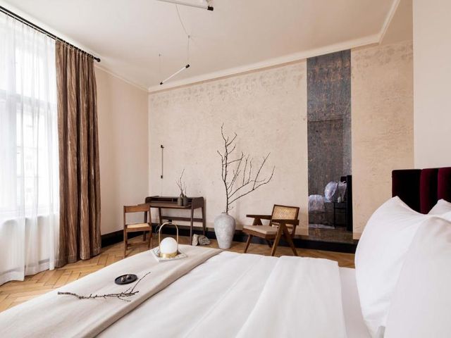 Zola Hotel - Palais de Bohème — 900 m away from Donauinselfest