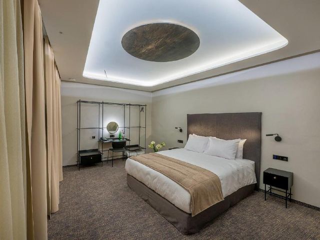 Artagonist Art Hotel — Vilnius Old Town