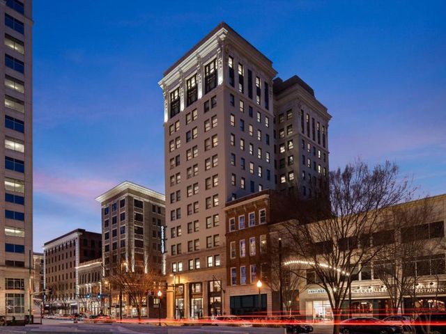 Glass Light Hotel & Gallery, Autograph Collection — 4.7 km away from Old Dominion University