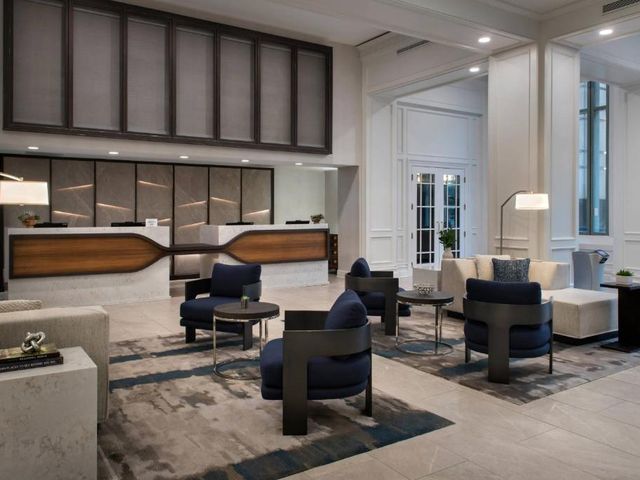 Norfolk Waterside Marriott — 4.9 km away from Old Dominion University
