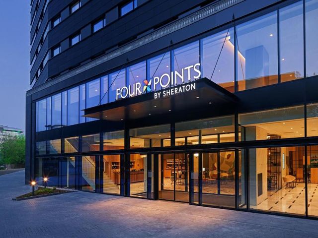 Four Points by Sheraton Warsaw Mokotow — 2.3 km away from Warsaw Medical University Hospital