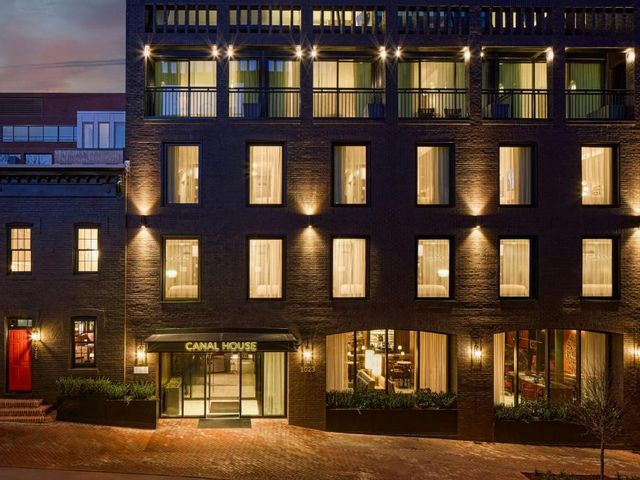 Canal House of Georgetown a Tribute Portfolio Hotel Georgetown, Washington D.C. — 1.1 km away from Georgetown University