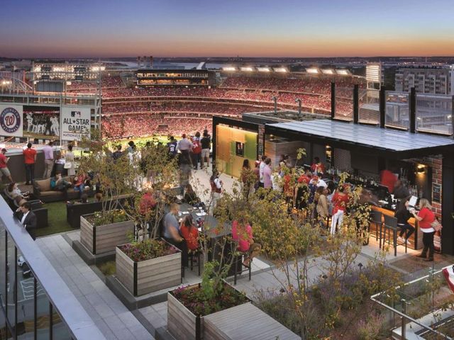 Hampton Inn & Suites Washington, D.C. - Navy Yard — 250 m away from Nationals Park