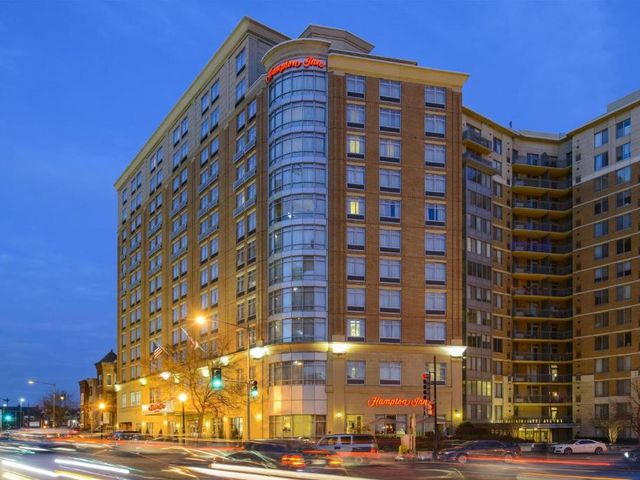 Hampton Inn Washington DC - Convention Center — 400 m away from ACC Scientific Sessions