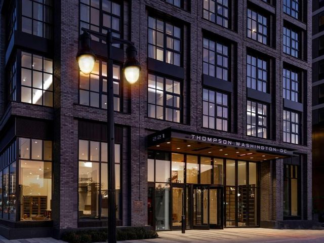 Thompson Washington DC, by Hyatt — 450 m away from Nationals Park