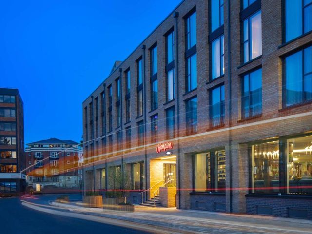 Hampton by Hilton York Piccadilly — 200 m away from JORVIK Viking Centre York