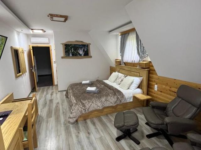 Rustic Inn River — 6.2 km away from Plitvice Lakes from Zadar