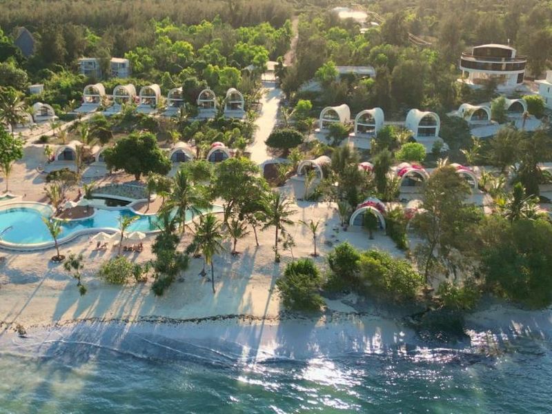 Zanziblue Waves Beach Resort, Zanzibar
