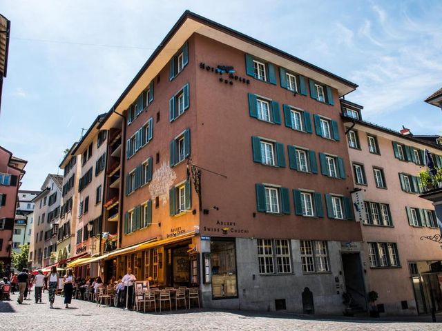 Hotel Adler Zürich — 450 m away from University of Zurich