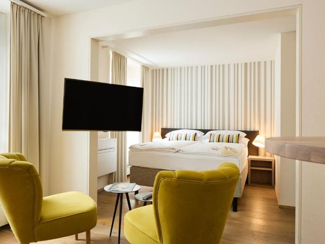 PLATZHIRSCH ZÜRICH - Downtown Boutique Hotel & Sushi Lounge — 450 m away from ETH Zurich