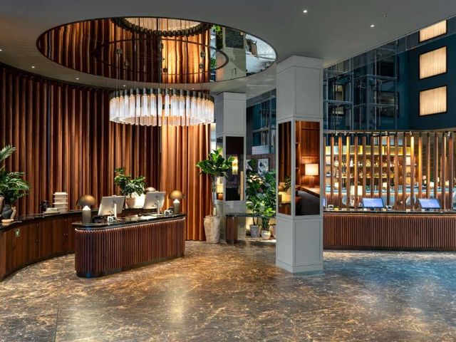 Radisson Blu Hotel Zurich Airport — 150 m from the airport